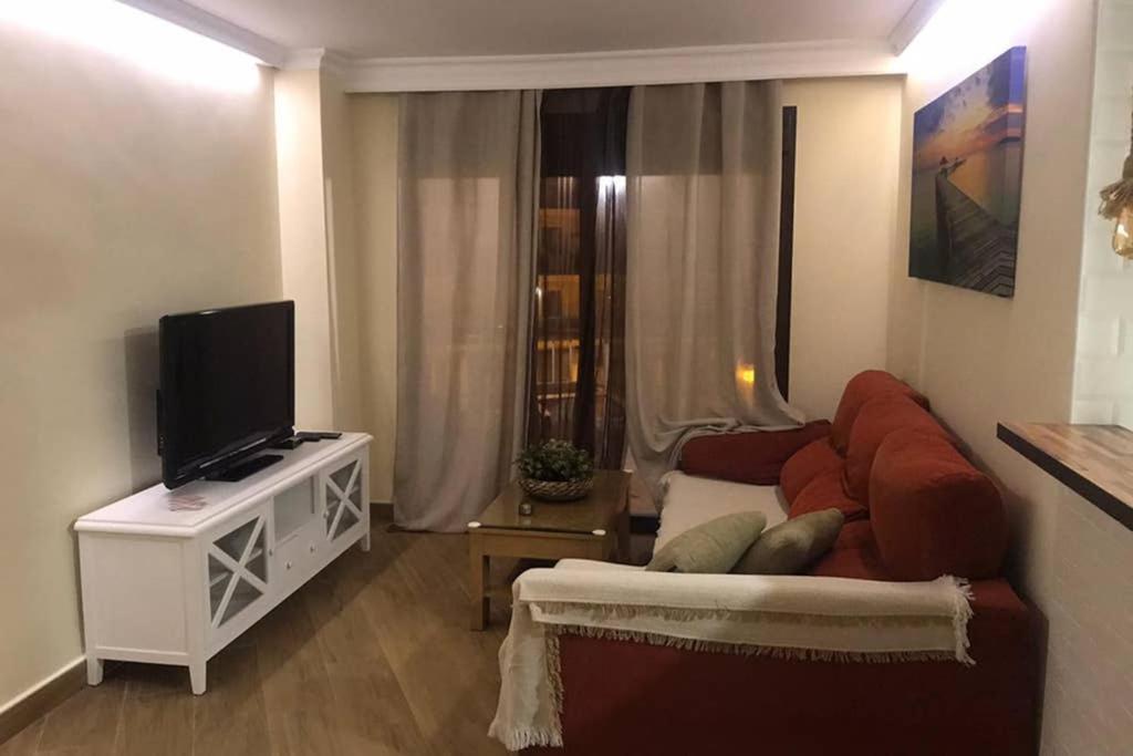 Coqueto Apartamento En Puerto Marina Con Piscina Benalmadena Exterior photo